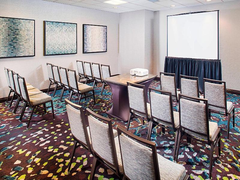 Dallas Marriott Suites Medical/Market Center image