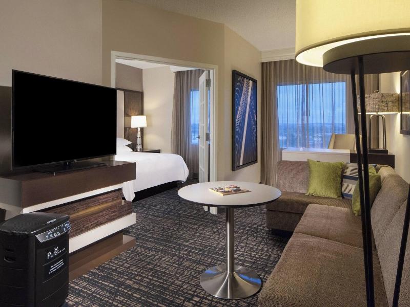 Dallas Marriott Suites Medical/Market Center image