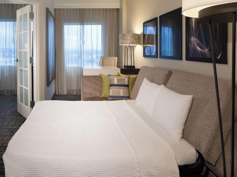 Dallas Marriott Suites Medical/Market Center image