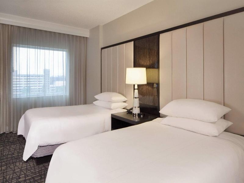 Dallas Marriott Suites Medical/Market Center image