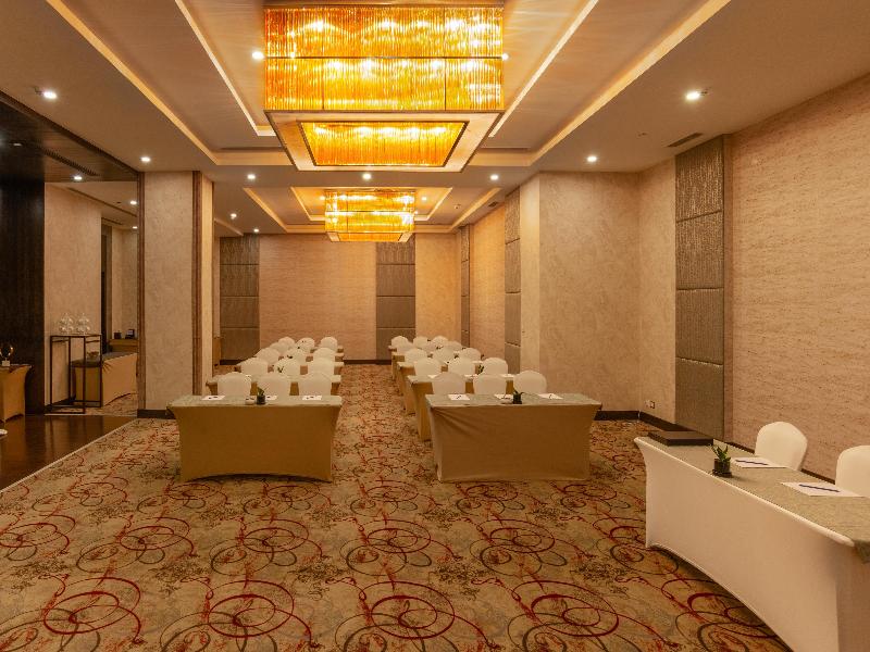 Radisson Blu Bengaluru Outer Ring Road image