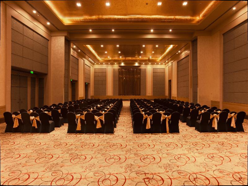 Radisson Blu Bengaluru Outer Ring Road image
