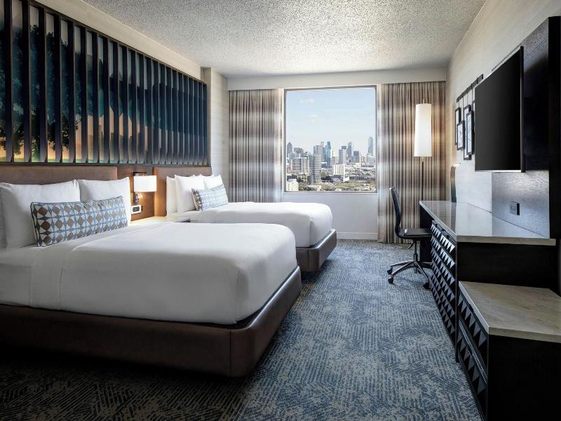 Renaissance Dallas Hotel image