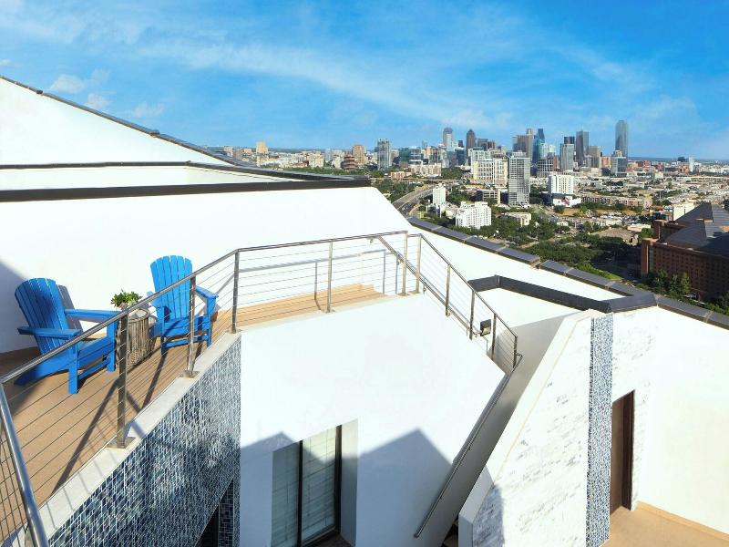 Renaissance Dallas Hotel image