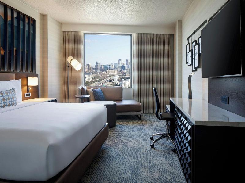 Renaissance Dallas Hotel image