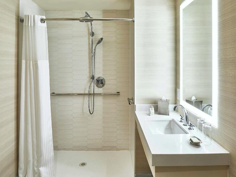 Renaissance Dallas Hotel image