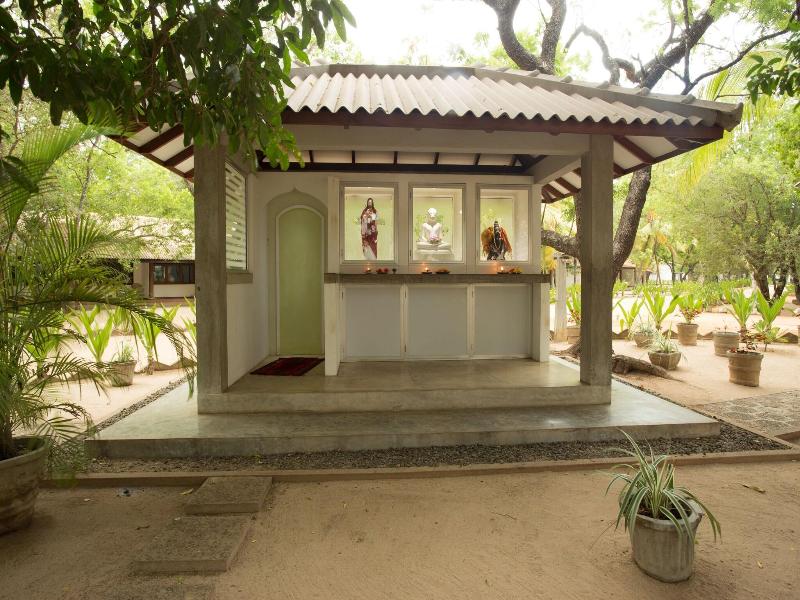 Nilaveli Beach image