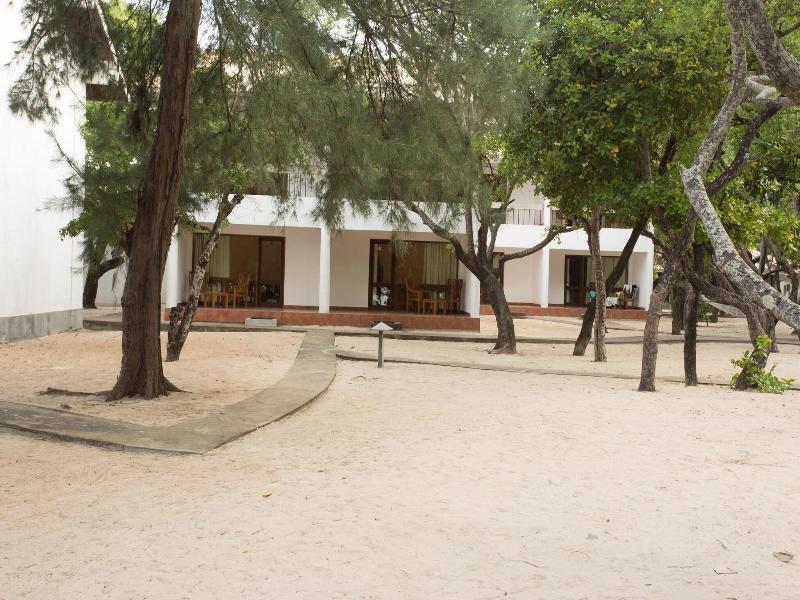 Nilaveli Beach image