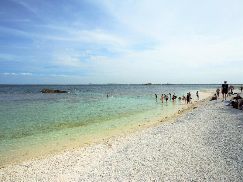 Nilaveli Beach image