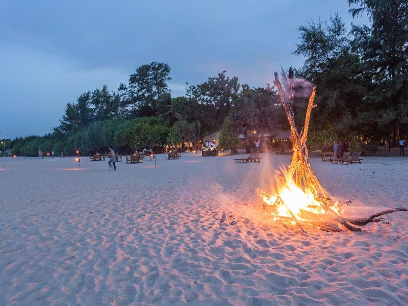 Nilaveli Beach image