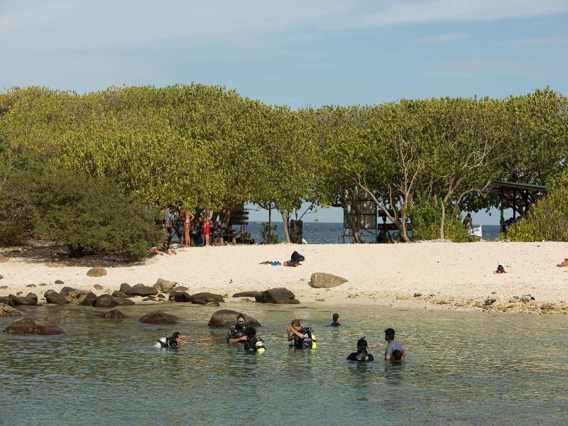 Nilaveli Beach image