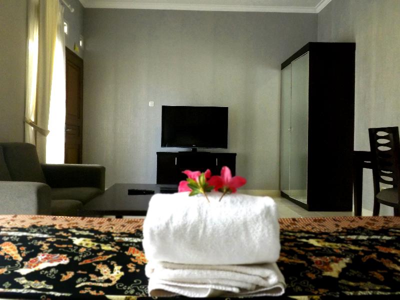 The Radiant Villas & Function Halls Bandung 3