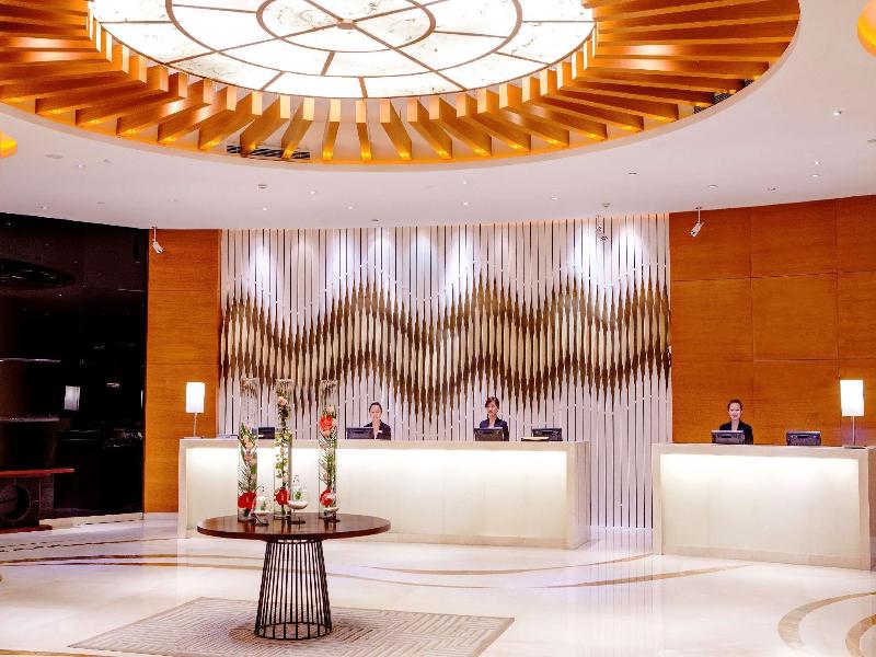 Radisson Hotel Tianjin Aqua City image