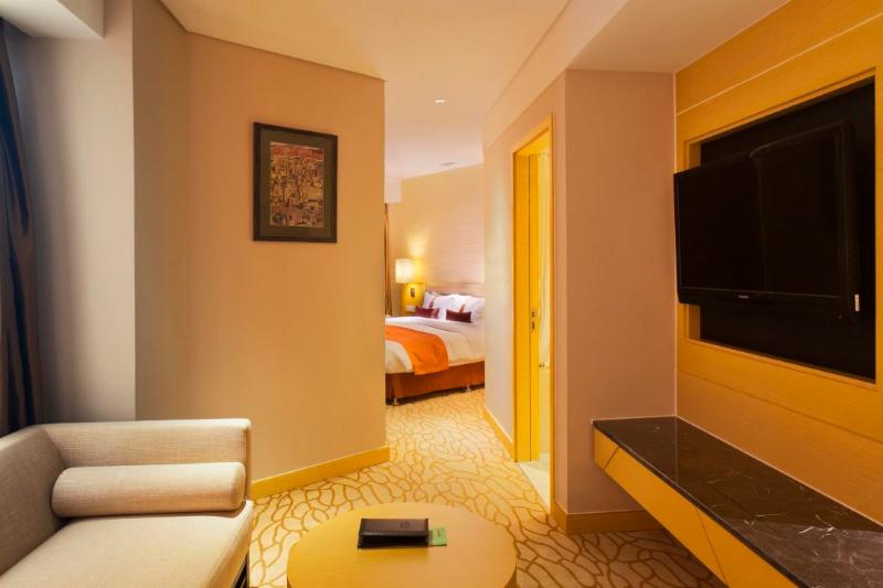 Radisson Hotel Tianjin Aqua City image