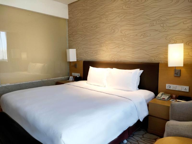 Radisson Hotel Tianjin Aqua City image