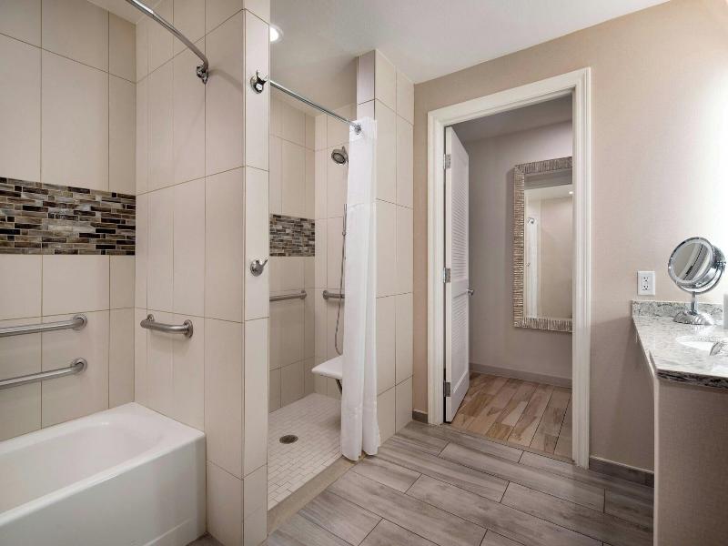Marriott Coronado Island Resort & Spa image