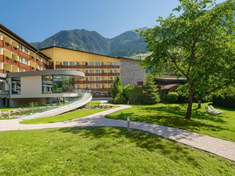 Johannesbad Hotel Palace image