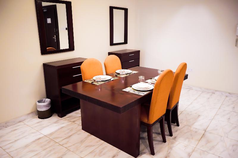 City Seasons Hotel Muscat image
