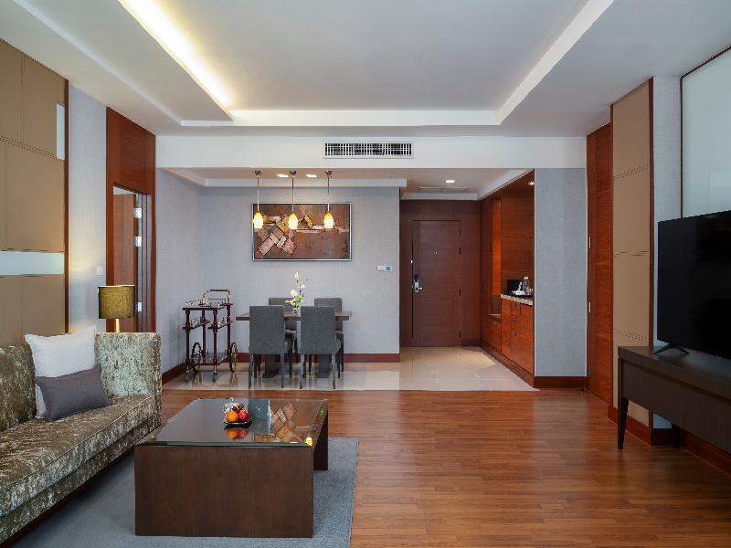 The Grand Fourwings Convention Hotel Bangkok image