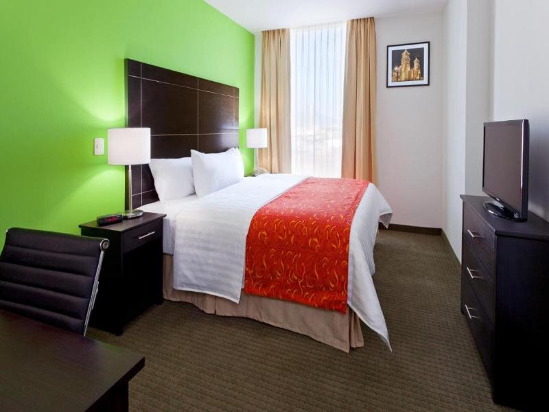La Quinta By Wyndham Puebla Palmas Angelopolis image