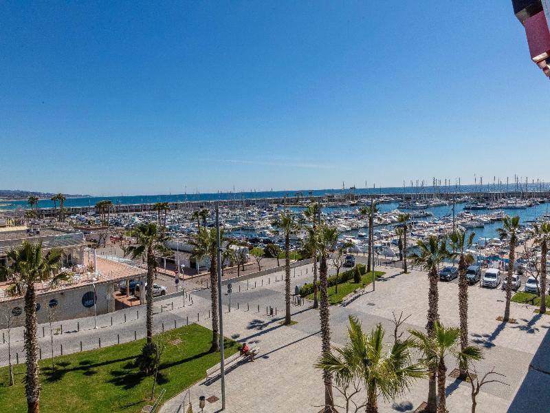 Atenea Port Barcelona Mataro image