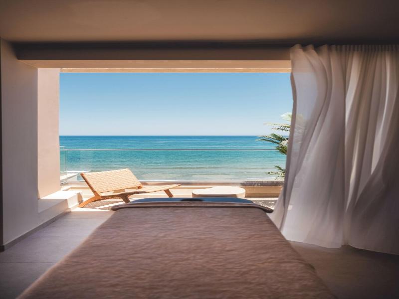 Batis Aero Beachfront Wellbeing Hotel image