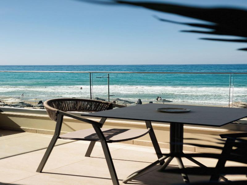 Batis Aero Beachfront Wellbeing Hotel image