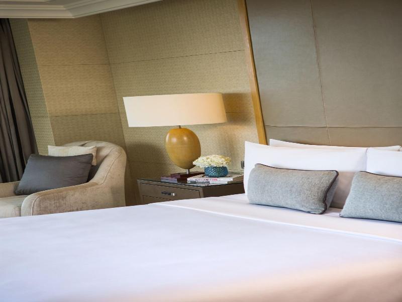 Renaissance Sanya Resort & Spa image
