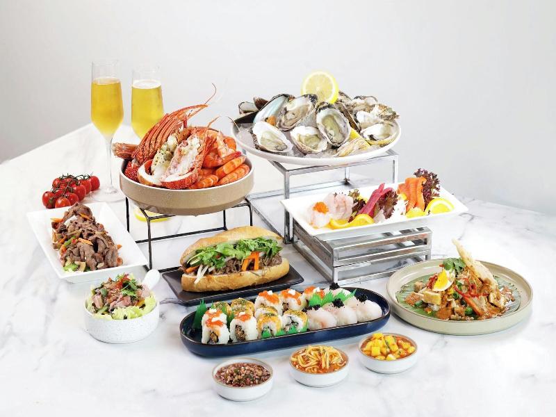 The Ritz-Carlton Jakarta, Mega Kuningan image