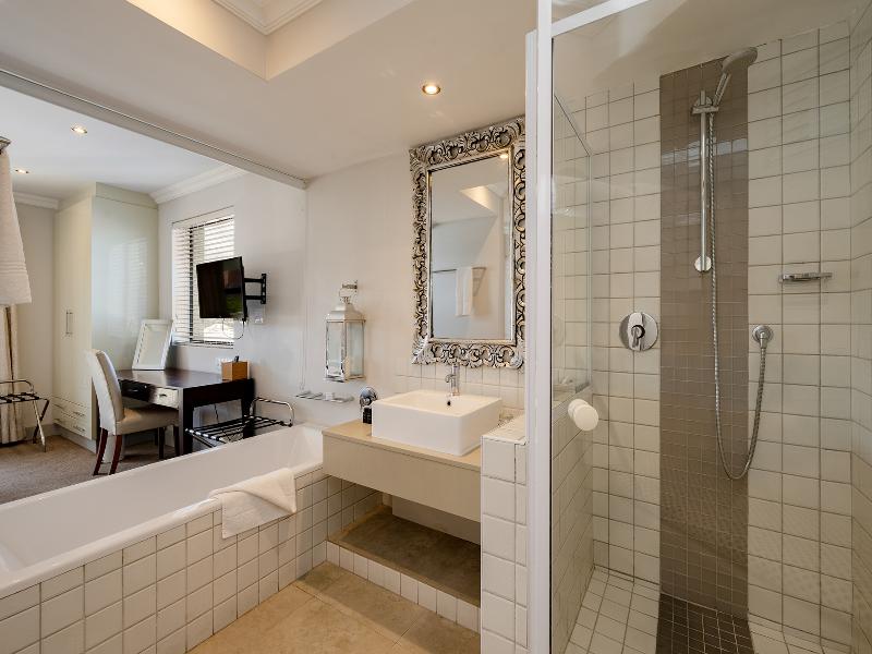 Harbour House Hotel image