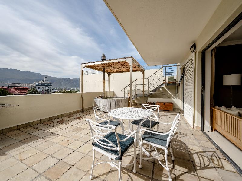 Harbour House Hotel image