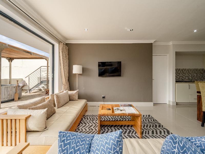 Harbour House Hotel image