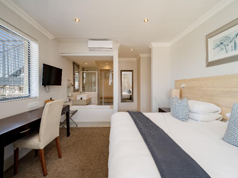 Harbour House Hotel image