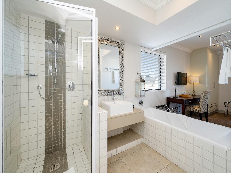 Harbour House Hotel image