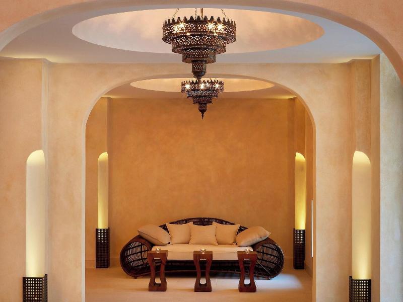 The Romanos, A Luxury Collection Resort image