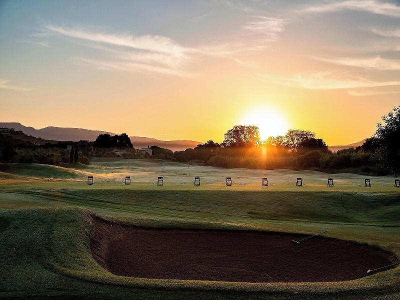 The Romanos, A Luxury Collection Resort image