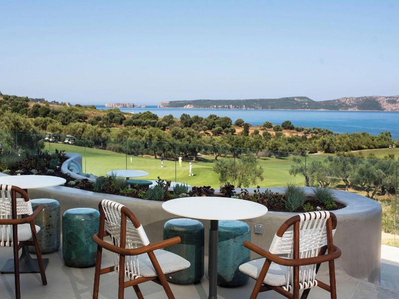 The Romanos, A Luxury Collection Resort image