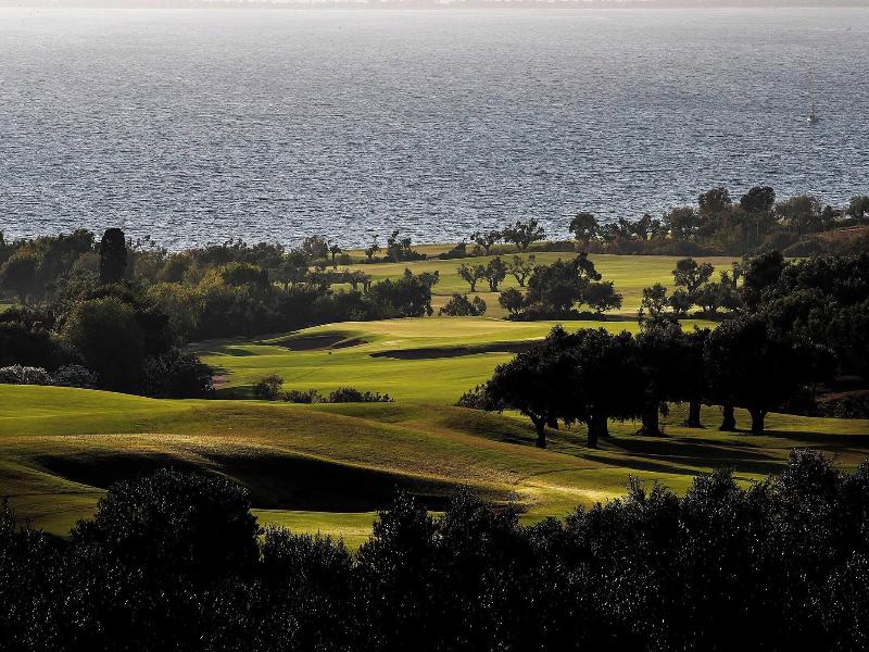 The Romanos, A Luxury Collection Resort image