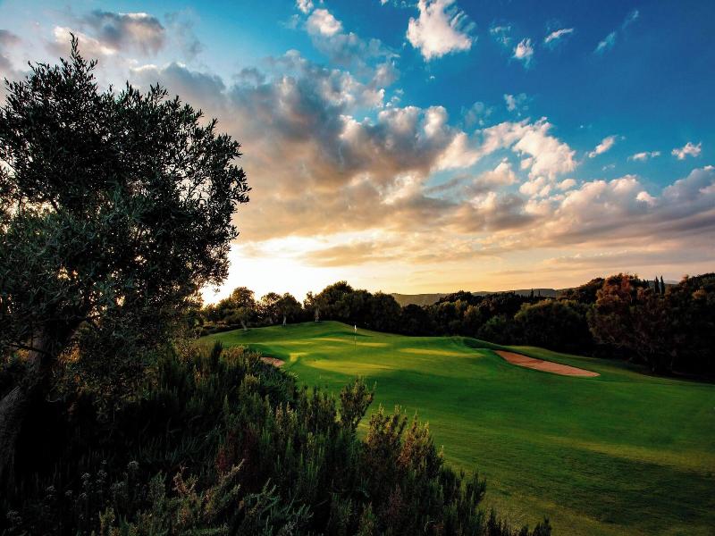 The Romanos, A Luxury Collection Resort image