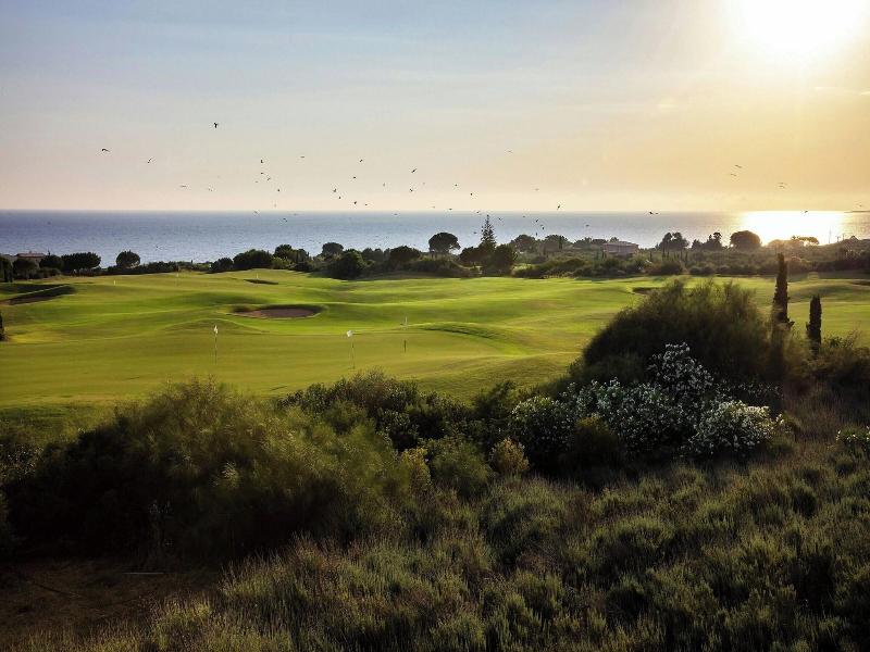 The Romanos, A Luxury Collection Resort image