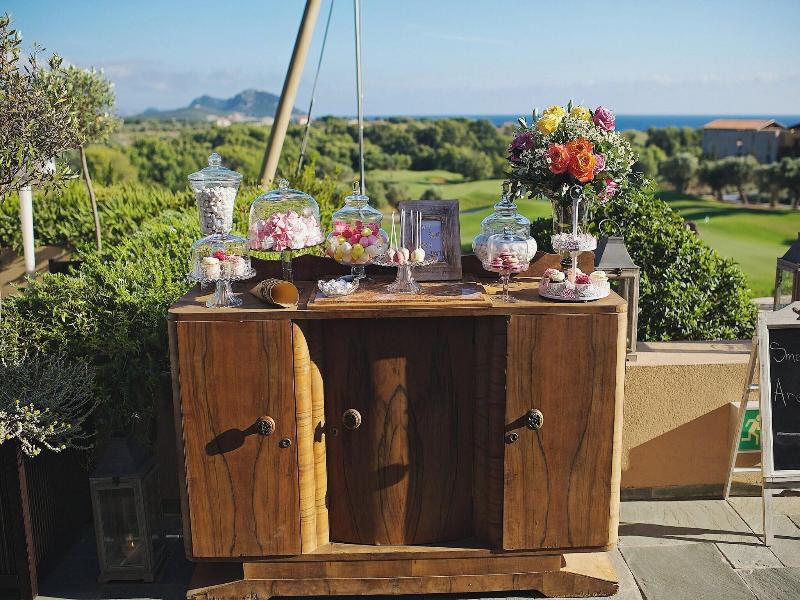 The Romanos, A Luxury Collection Resort image