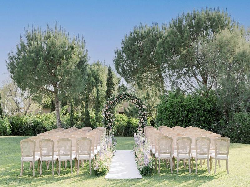 The Romanos, A Luxury Collection Resort image