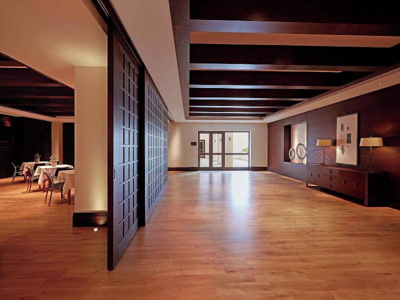 The Romanos, A Luxury Collection Resort image
