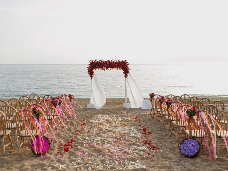 The Romanos, A Luxury Collection Resort image
