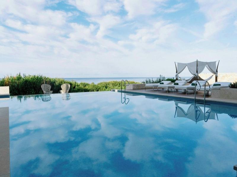 The Romanos, A Luxury Collection Resort image