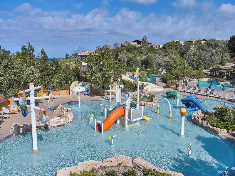 The Romanos, A Luxury Collection Resort image