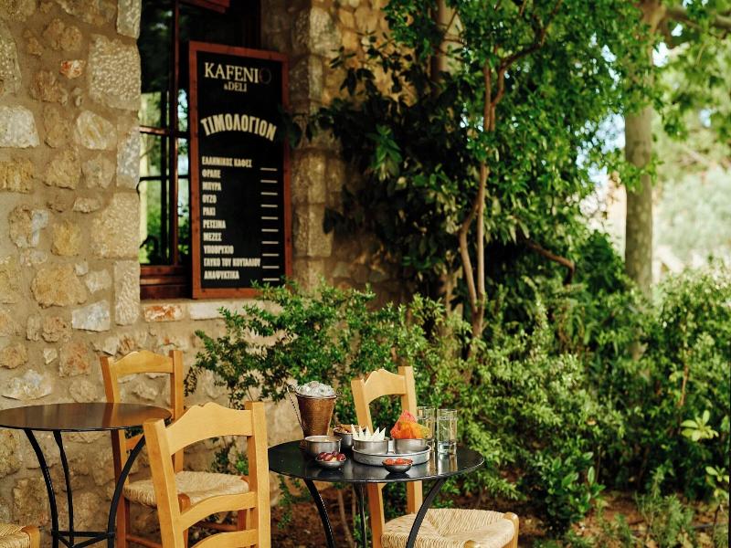 The Romanos, A Luxury Collection Resort image