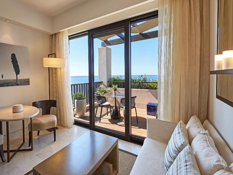 The Romanos, A Luxury Collection Resort image