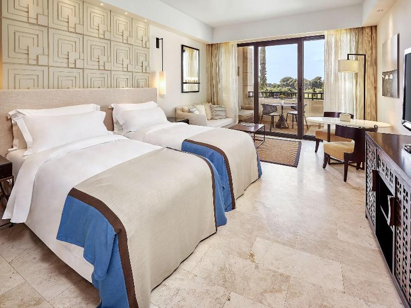 The Romanos, A Luxury Collection Resort image