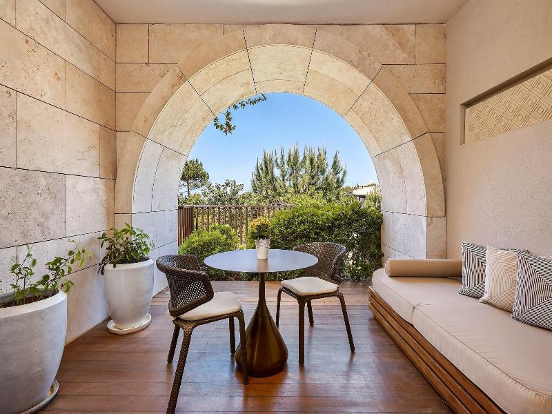 The Romanos, A Luxury Collection Resort image